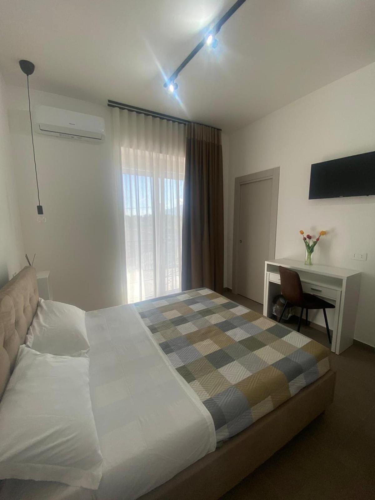 Hyria Rooms Nola Εξωτερικό φωτογραφία