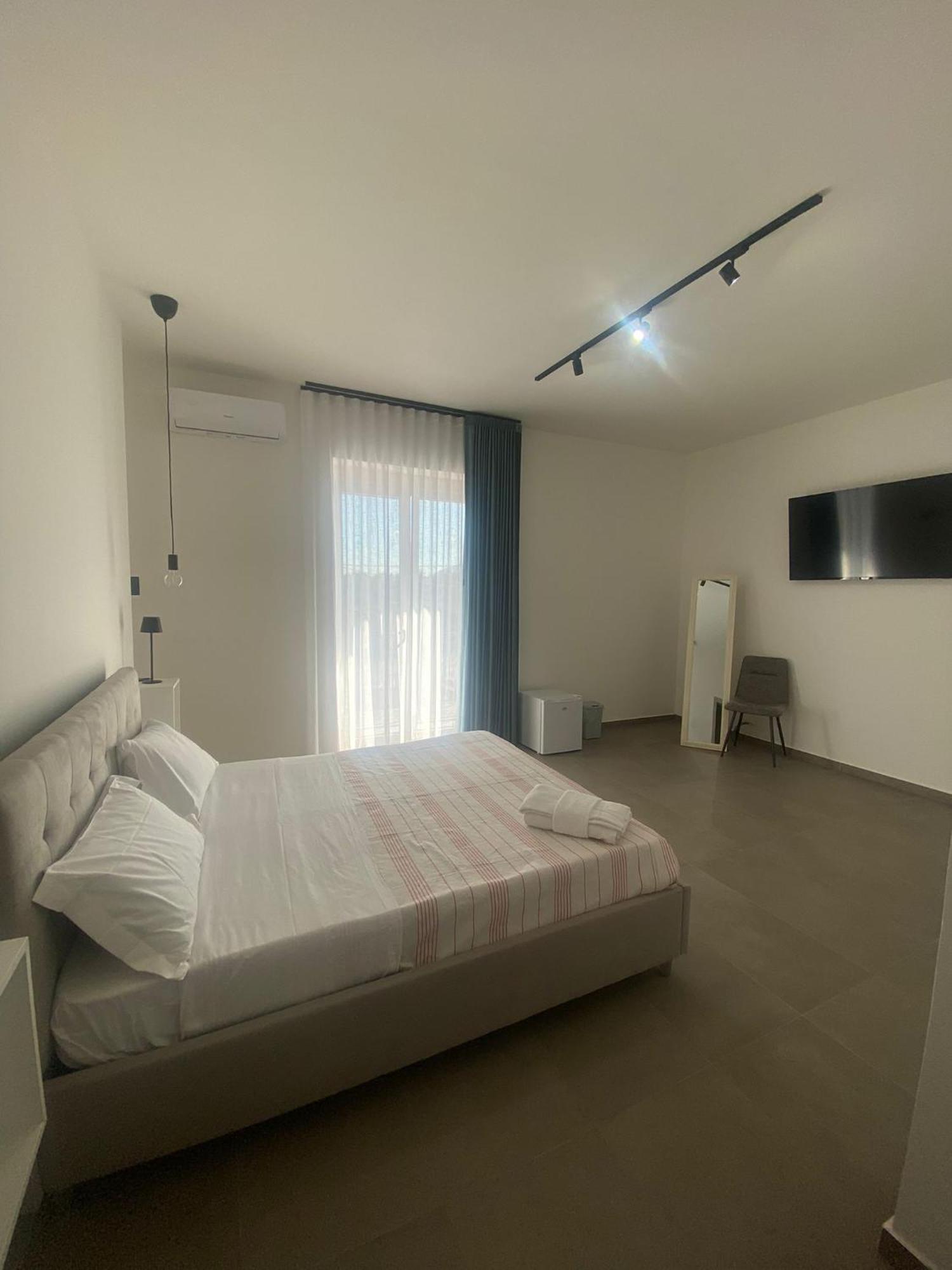 Hyria Rooms Nola Εξωτερικό φωτογραφία